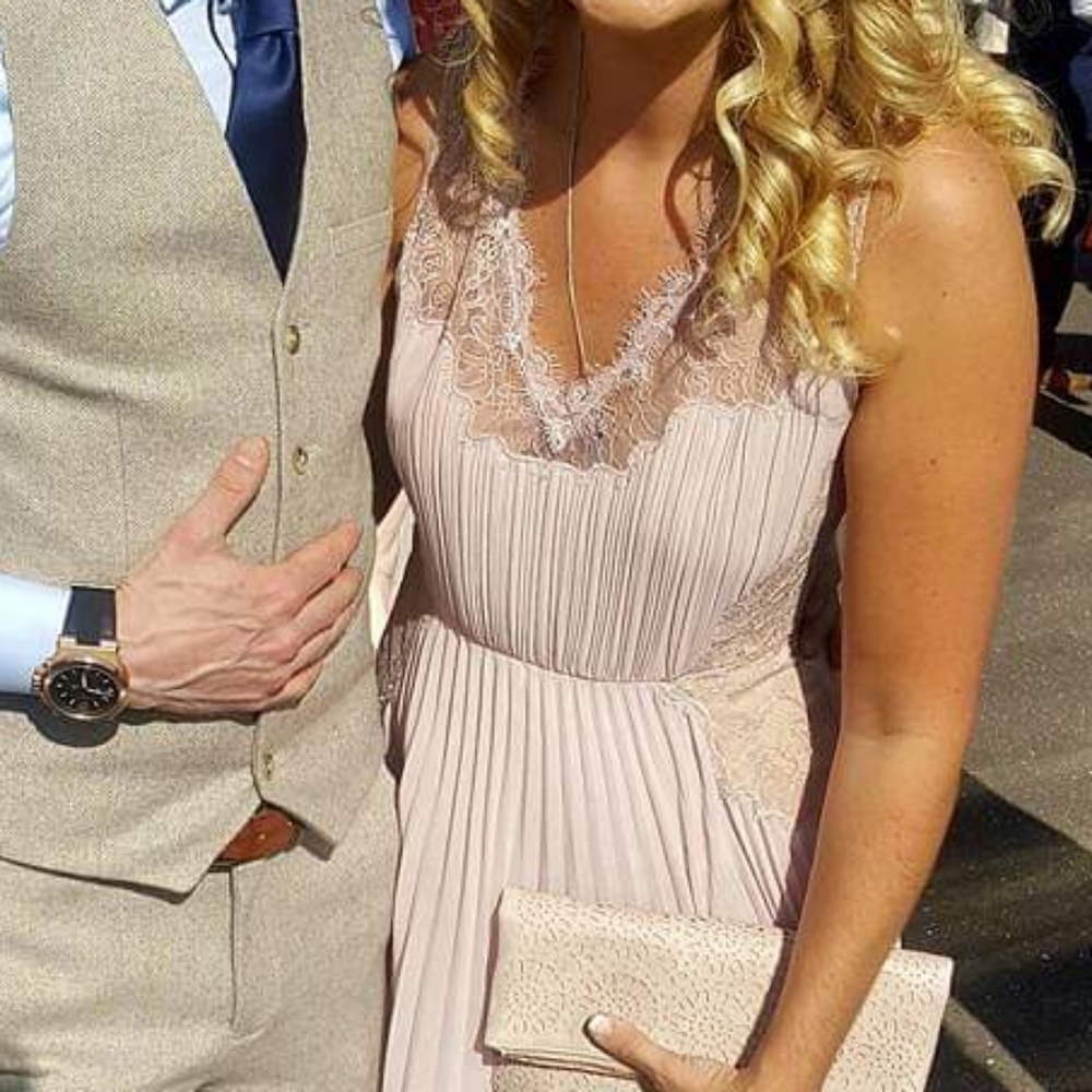 Dress - Picture 6 of 8